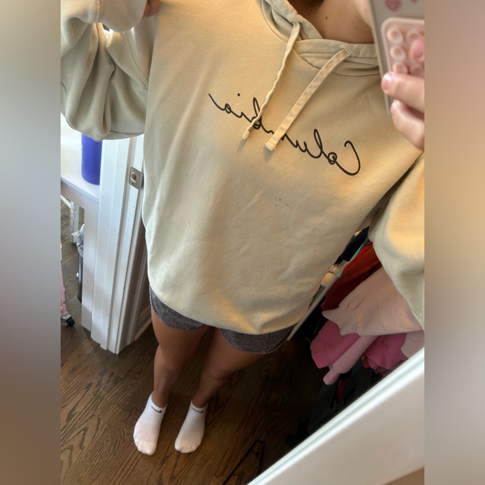 Columbia sweatshirt